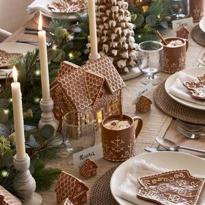 Pottery Barn Gingerbread House Stoneware New With Tag